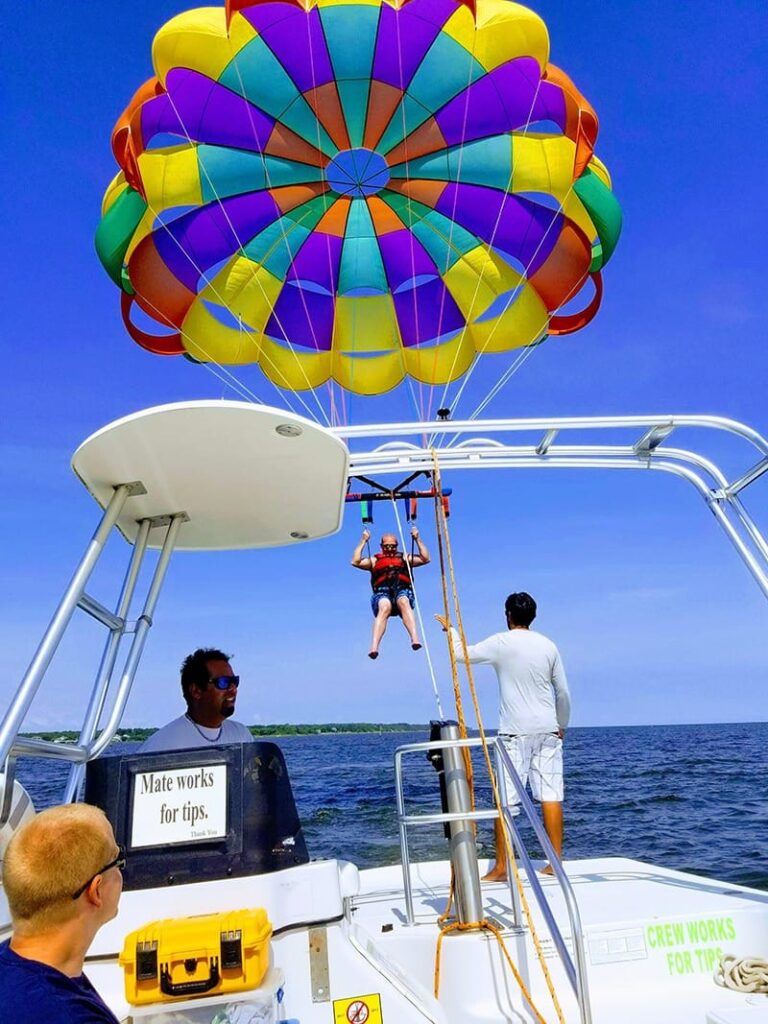 Panorama Semi Submarine Parasailing Hurghada