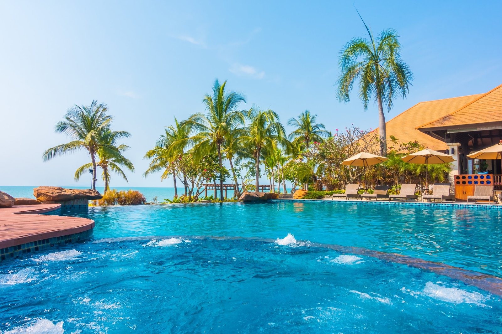 Hurghada resort hotel where guests may tip housekeeping and service staff