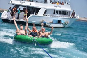 orange bay hurghada crowded boats peak time