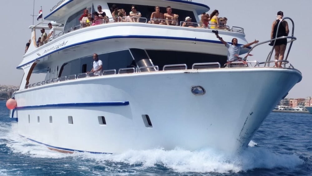 Dolphin House Hurghada boat trip Red Sea
