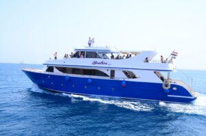 Snorkeling in Hurghada boat tour