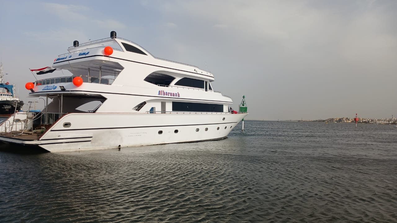 Ausflugsboot vor der Küste von Hurghada