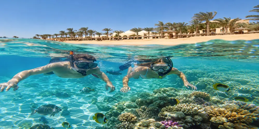 hurghada snorkeling from beach