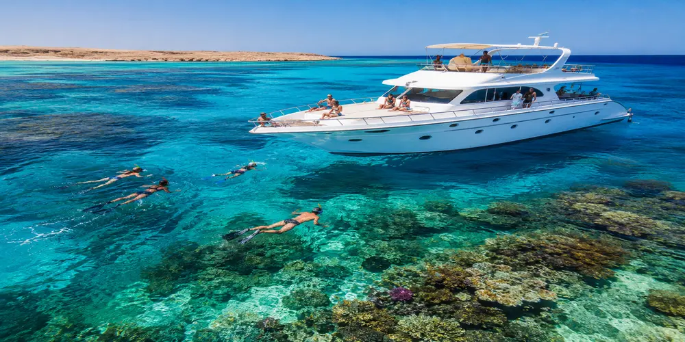 private boat tour hurghada