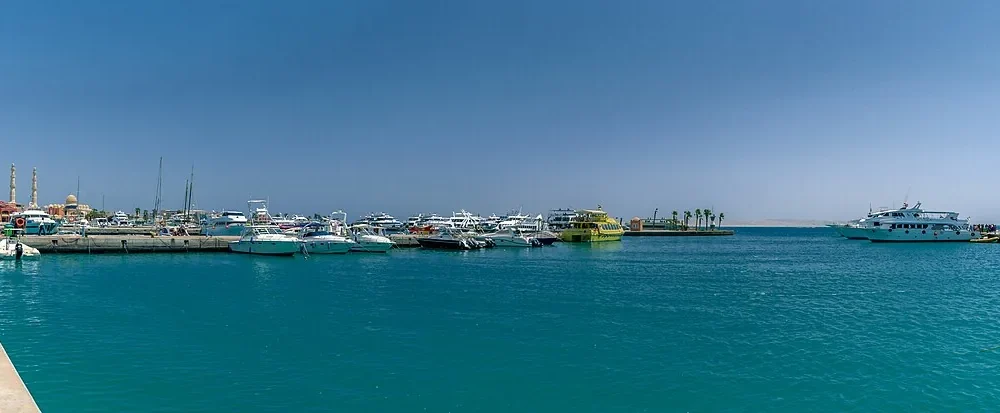 Hurghada Marina on a Hurghada City Tour