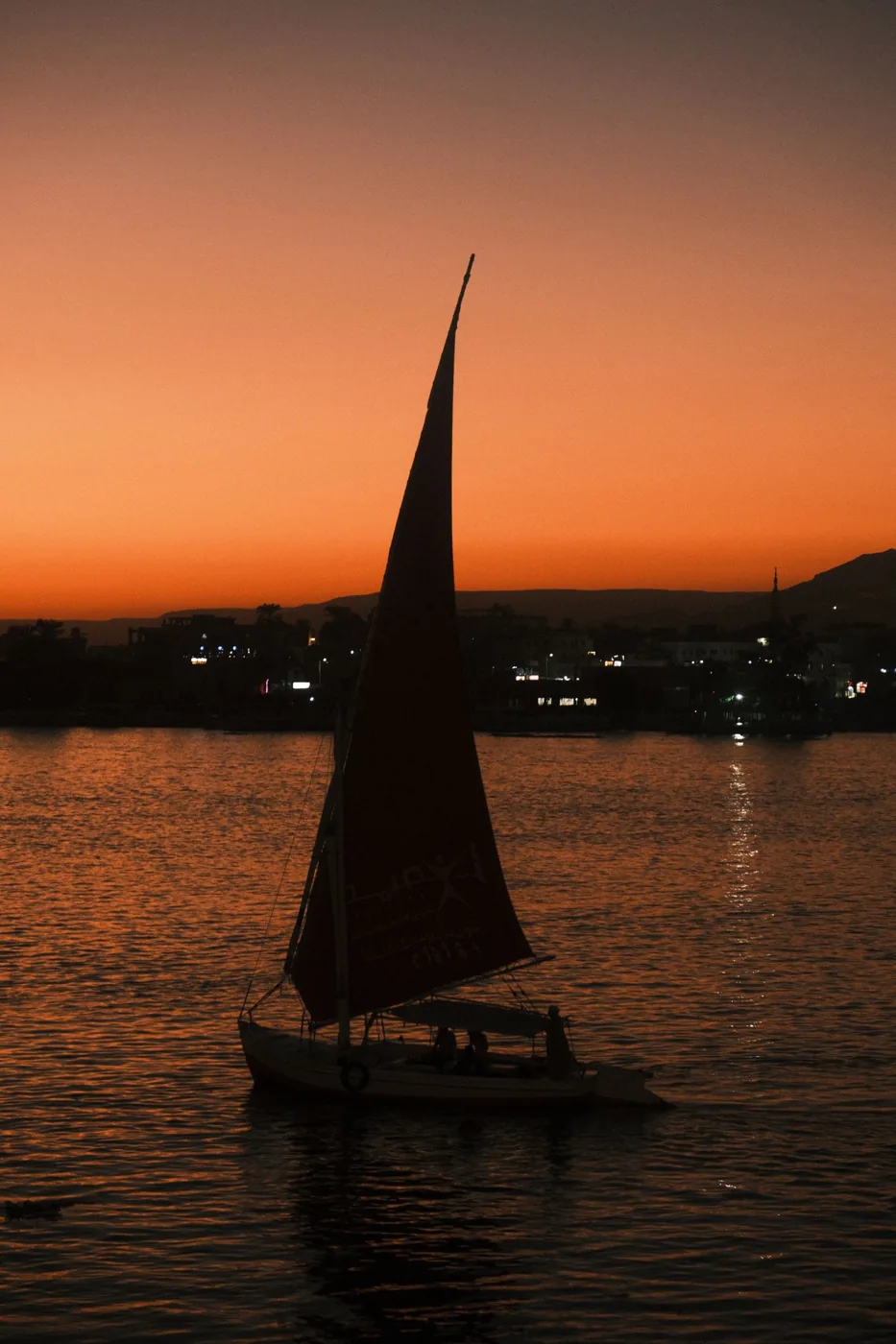 Longer spring daylight during Hurghada Weather in April