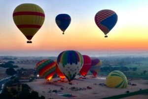 2-Day Luxor Tour from Hurghada with Hot Air Balloon & Hotel